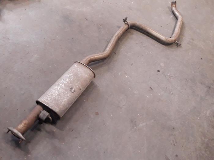 Gebrauchte Auspuff Mitteldämpfer Jaguar X-type 2.0 D 16V Preis auf Anfrage angeboten von Autodemontage Joko B.V.