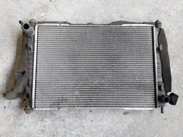 Used Radiator Jaguar X-type 2.0 D 16V Price on request offered by Autodemontage Joko B.V.