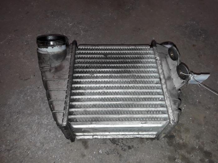 Usados Intercooler Volkswagen Golf IV (1J1) 1.9 TDI 110 Precio de solicitud ofrecido por Autodemontage Joko B.V.