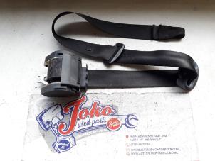 Used Front seatbelt, right BMW 3 serie (E46/2) 320 Cd 16V Price on request offered by Autodemontage Joko B.V.