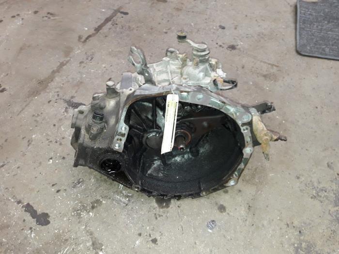 Gebrauchte Getriebe Toyota Yaris (P1) 1.0 16V VVT-i Preis auf Anfrage angeboten von Autodemontage Joko B.V.