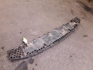Used Front bumper frame Kia Cee'd (EDB5) 1.6 CRDi 16V Price on request offered by Autodemontage Joko B.V.