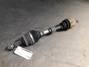 Used Front drive shaft, left Kia Cee'd (EDB5) 1.6 CRDi 16V Price on request offered by Autodemontage Joko B.V.