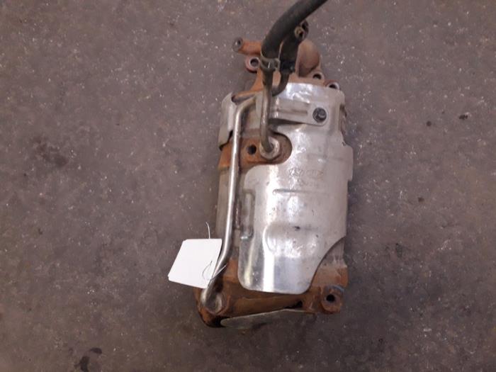 Gebrauchte Rußfilter Kia Cee'd (EDB5) 1.6 CRDi 16V Preis auf Anfrage angeboten von Autodemontage Joko B.V.