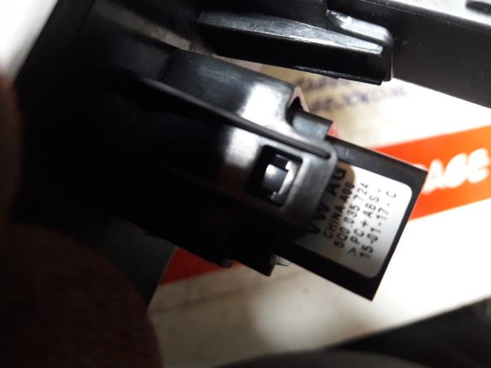 Connexion USB d'un Skoda Fabia III Combi (NJ5) 1.2 TSI 16V Greentech 2015