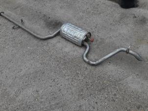 Used Exhaust rear silencer Kia Cee'd (EDB5) 1.6 CRDi 16V Price on request offered by Autodemontage Joko B.V.