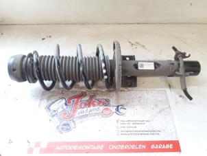 Used Front shock absorber rod, left Skoda Fabia III Combi (NJ5) 1.2 TSI 16V Greentech Price on request offered by Autodemontage Joko B.V.