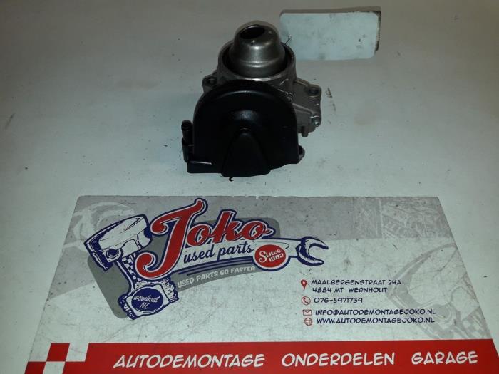 Usados Bomba de aceite Volkswagen Polo IV (9N1/2/3) 1.2 12V Precio de solicitud ofrecido por Autodemontage Joko B.V.