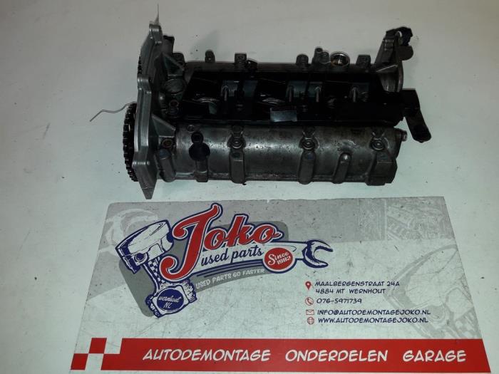 Begagnade Kamaxelhus Volkswagen Polo IV (9N1/2/3) 1.2 12V Pris på förfrågan erbjuds av Autodemontage Joko B.V.