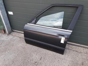 Gebrauchte Tür 4-türig links vorne BMW 3 serie (E30/2) 325i Preis auf Anfrage angeboten von Autodemontage Joko B.V.