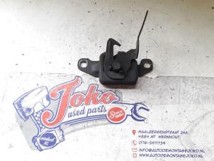 Used Bonnet lock mechanism Renault Twingo II (CN) 1.2 16V Price on request offered by Autodemontage Joko B.V.