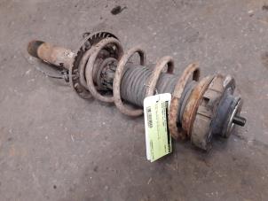 Used Front shock absorber rod, right Skoda Fabia (6Y2) 1.4i 16V Price on request offered by Autodemontage Joko B.V.