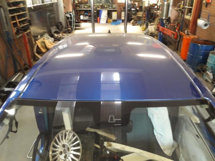 Używane Dach Fiat Punto III (199) 1.4 Natural Power Cena na żądanie oferowane przez Autodemontage Joko B.V.