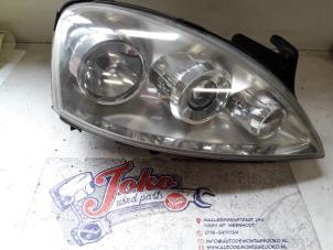 Used Headlight, right Opel Corsa C (F08/68) 1.2 16V Twin Port Price on request offered by Autodemontage Joko B.V.