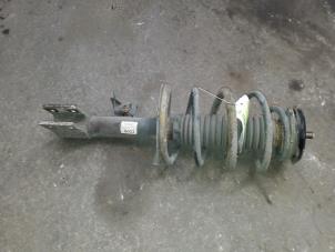 Used Front shock absorber rod, right Peugeot 307 SW (3H) 1.6 16V Price on request offered by Autodemontage Joko B.V.