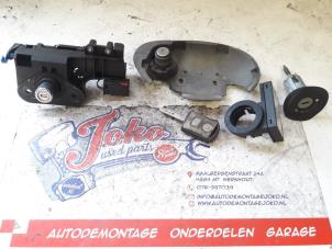 Used Set of cylinder locks (complete) Opel Corsa C (F08/68) 1.2 16V Twin Port Price on request offered by Autodemontage Joko B.V.