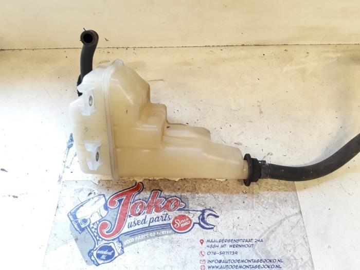 Toyota Hilux Réservoirs d'expansion stock ProxyParts.fr