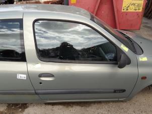Used Door 2-door, right Renault Clio II (BB/CB) 1.2 16V Price on request offered by Autodemontage Joko B.V.