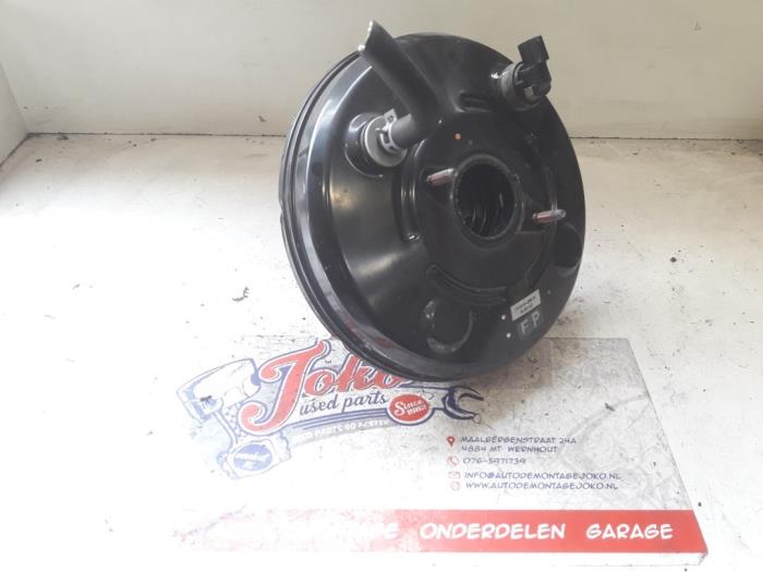 Usagé Servo frein Toyota Hilux V/VI 2.4 D 16V 4WD Prix sur demande proposé par Autodemontage Joko B.V.