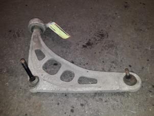 Used Front lower wishbone, left BMW 3 serie (E46/4) 318d 16V Price on request offered by Autodemontage Joko B.V.