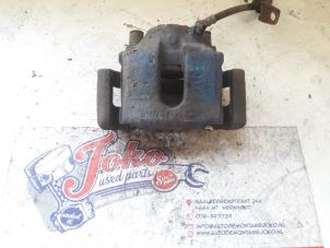 Used Front brake calliper, right BMW 3 serie Compact (E46/5) 325ti 24V Price on request offered by Autodemontage Joko B.V.