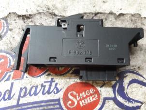 Used Electric window switch BMW 3 serie Compact (E46/5) 325ti 24V Price on request offered by Autodemontage Joko B.V.