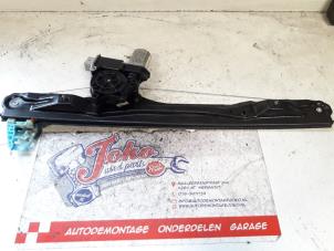 Used Window mechanism 2-door, front right Fiat Doblo Cargo (263) 1.3 MJ 16V DPF Euro 5 Price on request offered by Autodemontage Joko B.V.