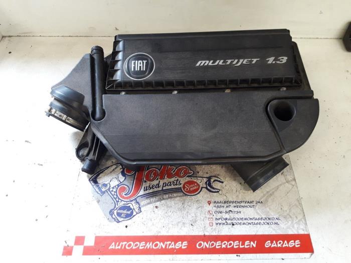 Begagnade Luftfilterhus Fiat Doblo Cargo (263) 1.3 MJ 16V DPF Euro 5 Pris på förfrågan erbjuds av Autodemontage Joko B.V.