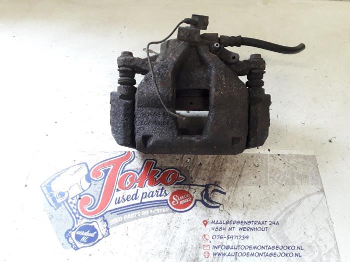 Gebrauchte Bremszange links vorne Fiat Doblo Cargo (263) 1.3 MJ 16V DPF Euro 5 Preis auf Anfrage angeboten von Autodemontage Joko B.V.