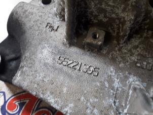 Engine mount from a Fiat Doblo Cargo (263) 1.3 MJ 16V DPF Euro 5 2011