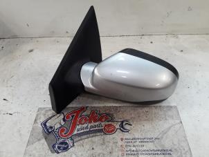 Used Wing mirror, left Renault Clio III (BR/CR) 1.5 dCi 75 FAP Price on request offered by Autodemontage Joko B.V.