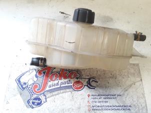 Used Expansion vessel Renault Clio III (BR/CR) 1.5 dCi 75 FAP Price on request offered by Autodemontage Joko B.V.