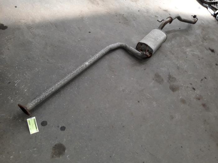 Gebrauchte Auspuff Enddämpfer Ford Focus 2 1.8 TDCi 16V Preis auf Anfrage angeboten von Autodemontage Joko B.V.