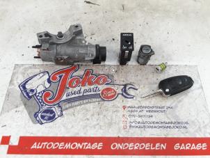 Used Set of cylinder locks (complete) Audi A4 Avant (B7) 2.0 TDI 16V Price on request offered by Autodemontage Joko B.V.