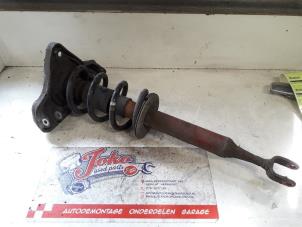 Used Front shock absorber rod, right Audi A4 Avant (B7) 2.0 TDI 16V Price on request offered by Autodemontage Joko B.V.