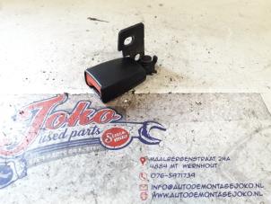 Used Rear seatbelt buckle, left Fiat Punto Evo (199) 1.2 Euro 5 Price on request offered by Autodemontage Joko B.V.