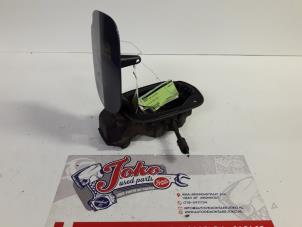 Used Tank cap cover Renault Clio III (BR/CR) 1.4 16V Price on request offered by Autodemontage Joko B.V.