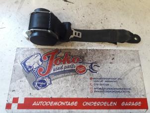 Used Rear seatbelt, right Dacia Duster (HS) 1.6 16V Price on request offered by Autodemontage Joko B.V.