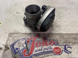 Used Throttle body Renault Clio III (BR/CR) 1.4 16V Price on request offered by Autodemontage Joko B.V.