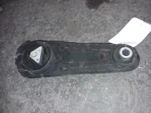 Used Gearbox mount Renault Clio III (BR/CR) 1.4 16V Price on request offered by Autodemontage Joko B.V.
