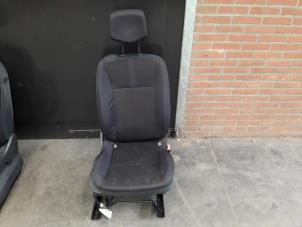 Used Seat, right Renault Clio III (BR/CR) 1.4 16V Price on request offered by Autodemontage Joko B.V.