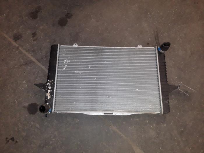 Gebrauchte Kühler Volvo 850 Estate 2.5i 10V Preis auf Anfrage angeboten von Autodemontage Joko B.V.