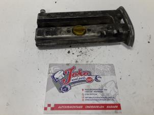 Used Rocker cover Opel Omega B (25/26/27) 2.2 16V Price on request offered by Autodemontage Joko B.V.