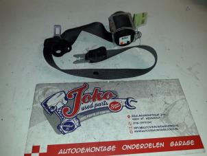 Used Front seatbelt, left Opel Corsa D 1.3 CDTi 16V ecoFLEX Price on request offered by Autodemontage Joko B.V.