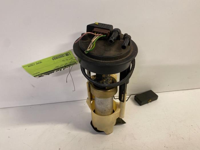 Usagé Pompe à carburant Peugeot 605 (6B) 2.0 SRTi/SRVi Turbo Prix sur demande proposé par Autodemontage Joko B.V.