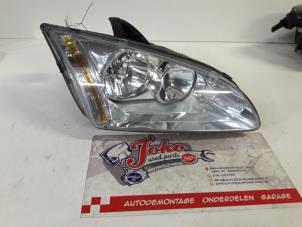 Used Headlight, right Ford Focus 2 Wagon 1.6 TDCi 16V 110 Price on request offered by Autodemontage Joko B.V.