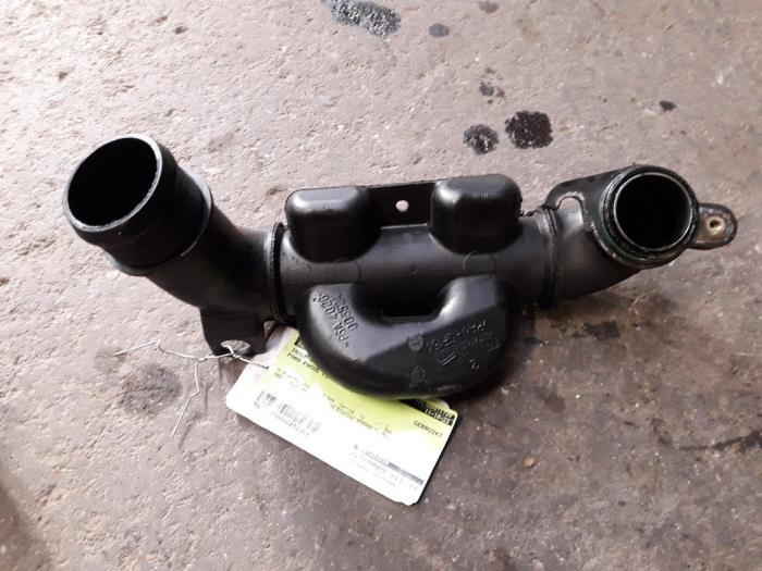 Intercooler Rohr van een Ford Focus 2 Wagon 1.6 TDCi 16V 110 2005