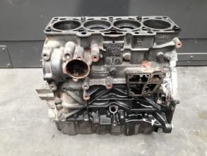 Used Engine crankcase Skoda Yeti (5LAC) 1.6 TDI Greenline Price on request offered by Autodemontage Joko B.V.