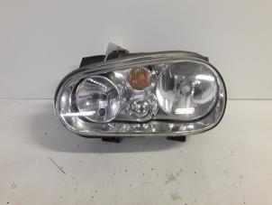 Used Headlight, left Volkswagen Golf IV Variant (1J5) 1.6 Price on request offered by Autodemontage Joko B.V.