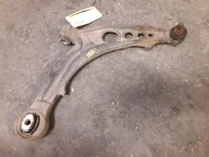Used Front lower wishbone, right Fiat Punto II (188) 1.2 60 S Price on request offered by Autodemontage Joko B.V.